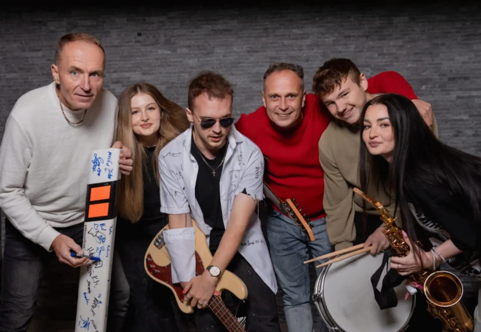 fotka taková normální rodinka band